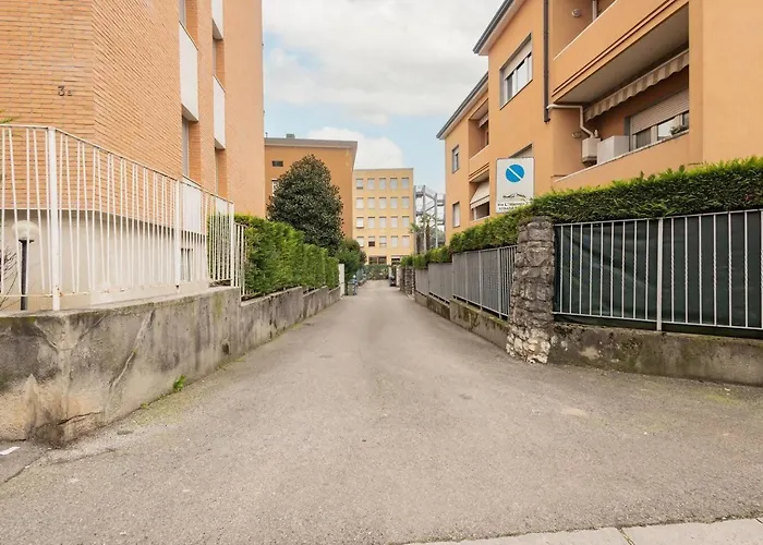 Charme In Mansarda - Apartmán